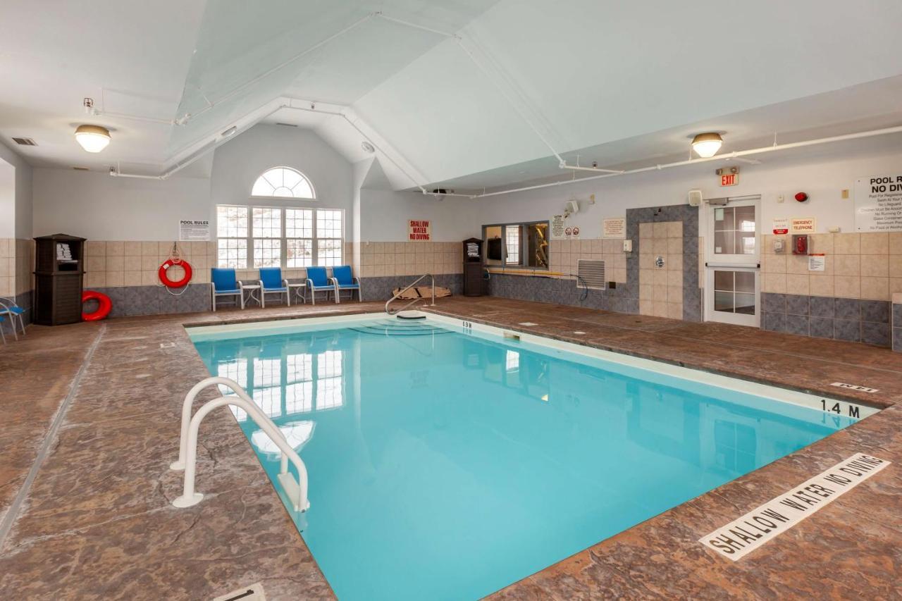 Best Western Plus Woodstock Inn & Suites Zewnętrze zdjęcie